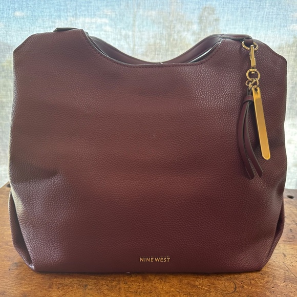 Nine West Handbag - Picture 2 of 6